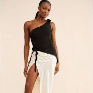Weworewhat Asymmetrical Black Draped One-Shoulder Top